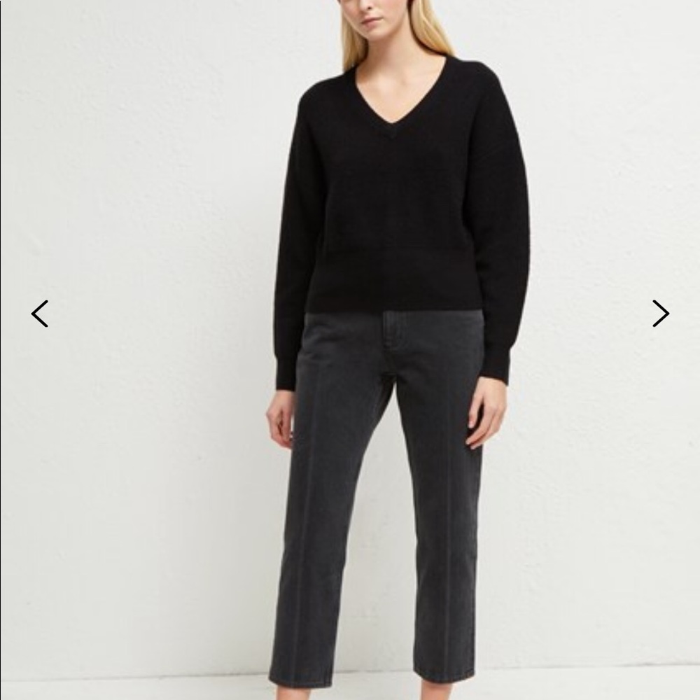 New super soft dark heather grey sweater